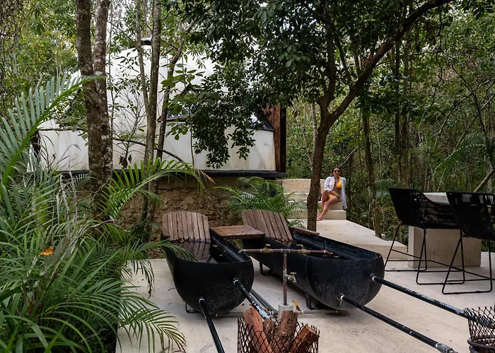 Glass House Camping *